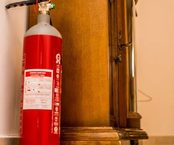 Downtown Meteora 公寓 *