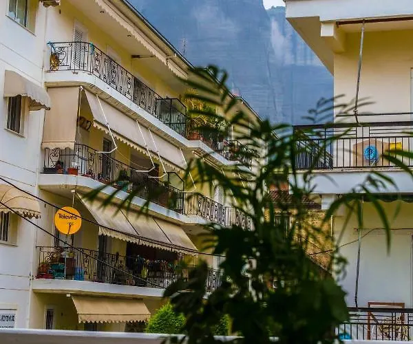 Downtown Meteora 公寓 *